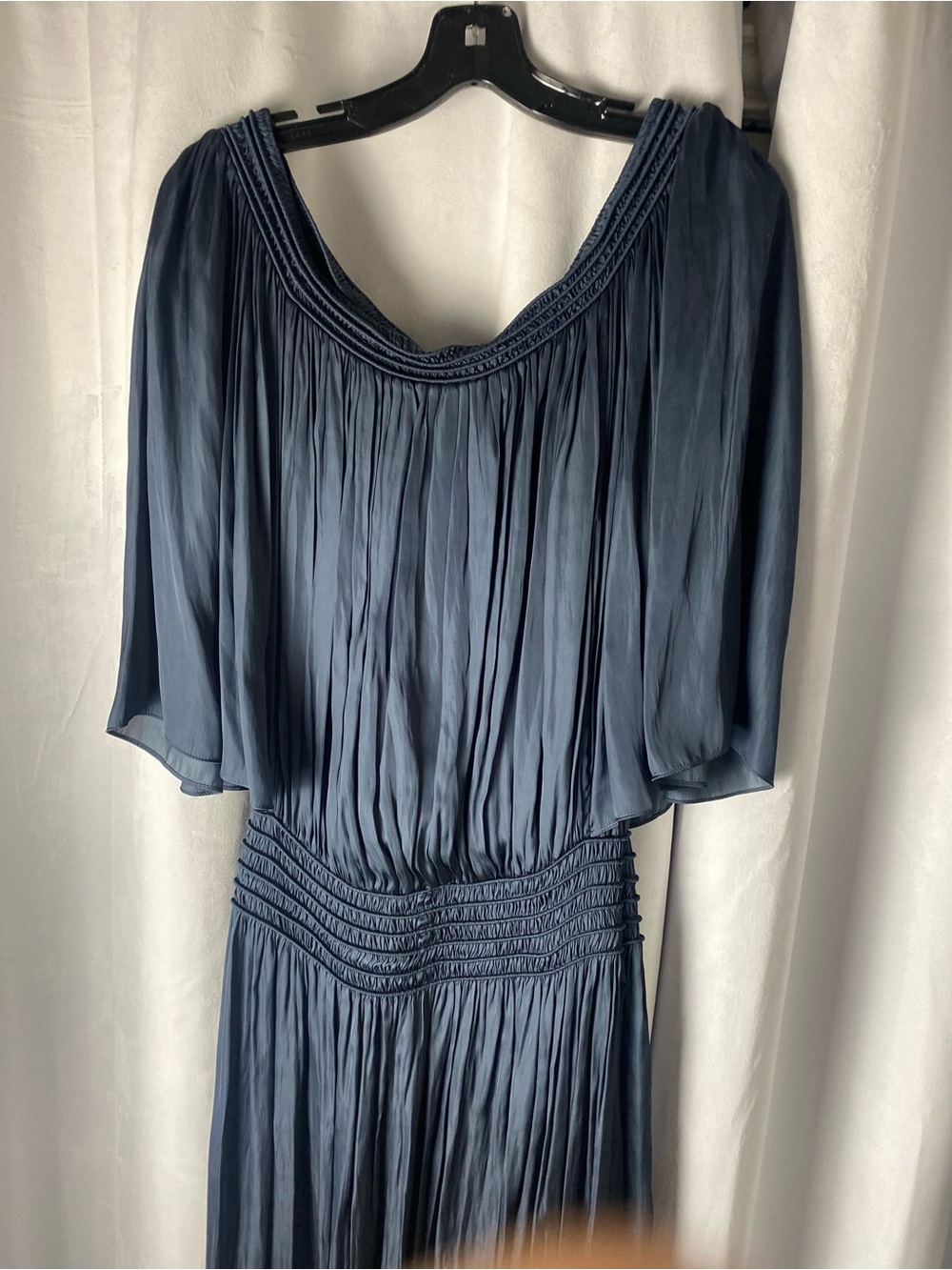 HALSTON goddess dress. - Picture 14 of 16